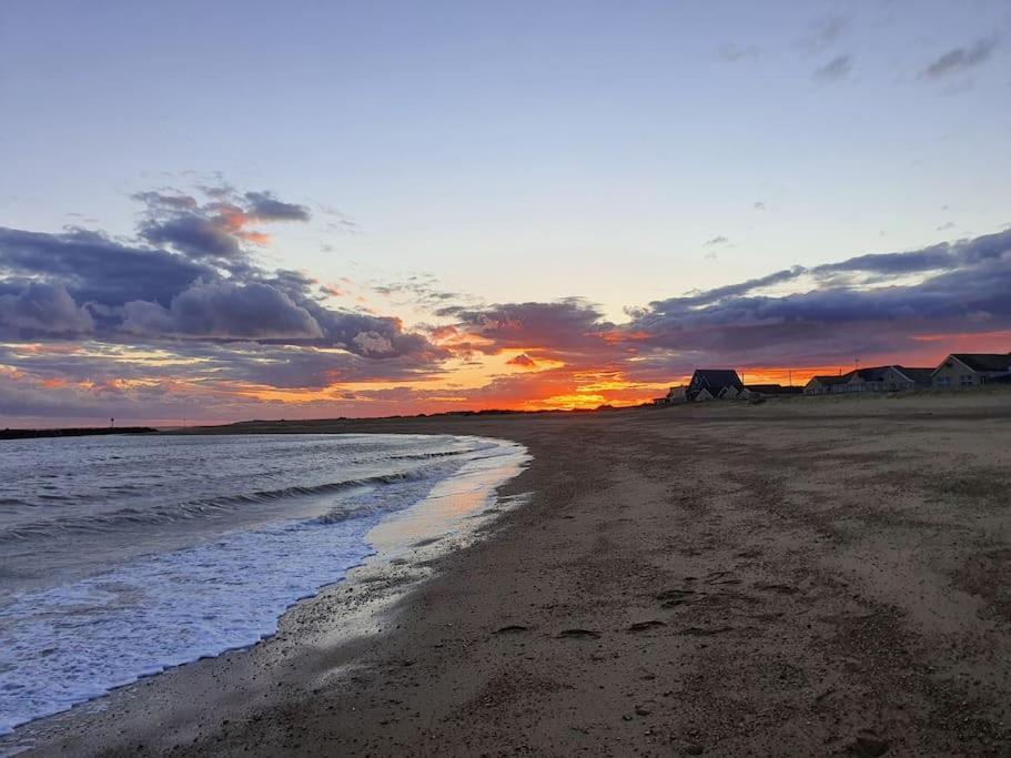 Апартаменты The Tiny Sea Gem Jaywick Sands Экстерьер фото